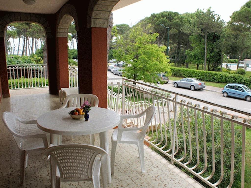 Lignano Close To The Beach Линьяно-Саббьядоро Экстерьер фото